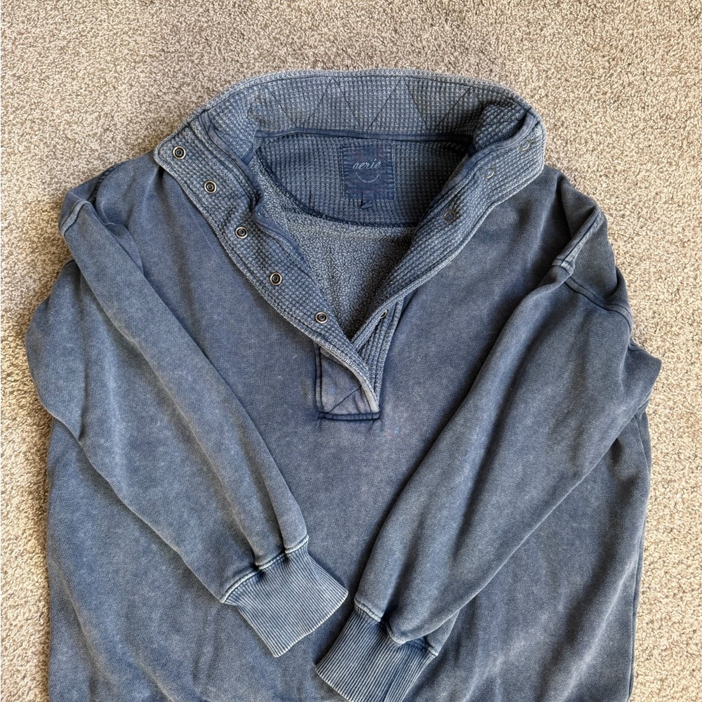 Aerie blue v neck sweatshirt